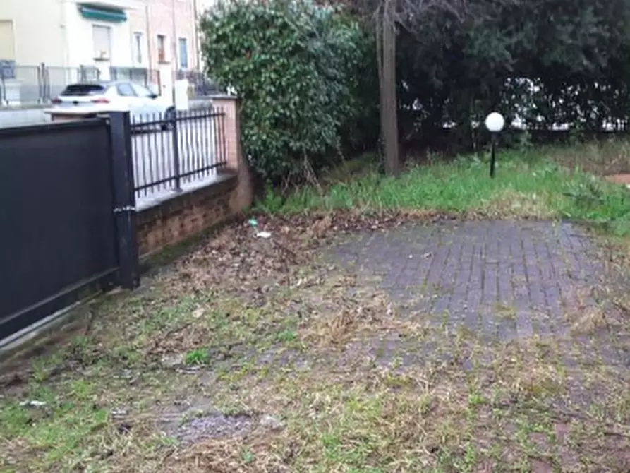 Immagine 5 di Appartamento in vendita  in Via Ugolino da Forlì  a Forli'