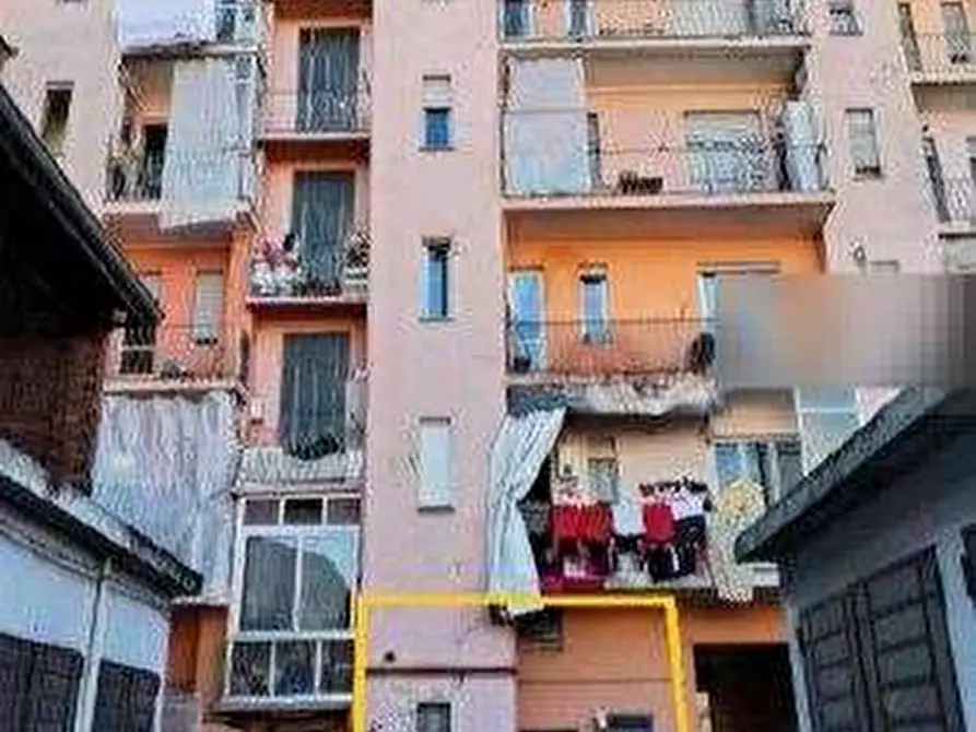 Immagine 3 di Negozio in vendita  in Via Cuneo a Torino