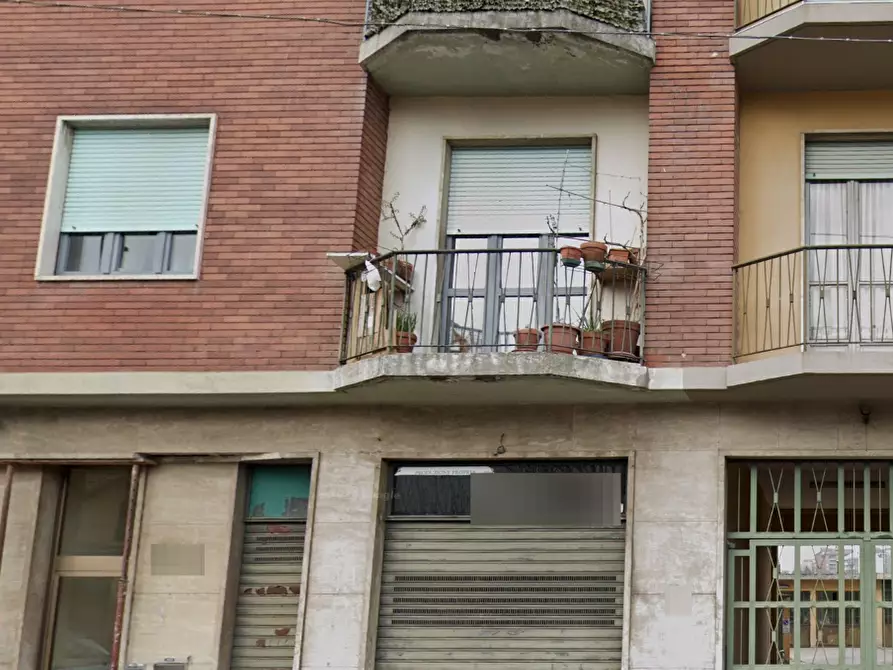 Immagine 1 di Negozio in vendita  in Via Bard  a Torino