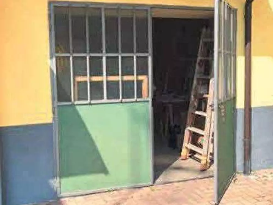 Immagine 10 di Appartamento in vendita  in via Fiume  a Moncalieri