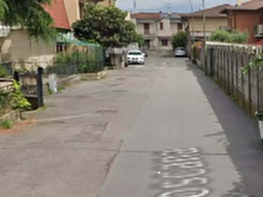 Immagine 5 di Appartamento in vendita  in Via Toscana a Rovato