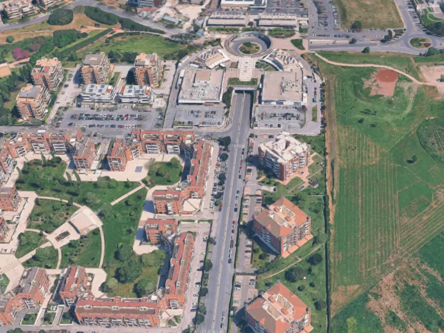 Immagine 6 di Garage in vendita  in Via A. Galleppini a Roma