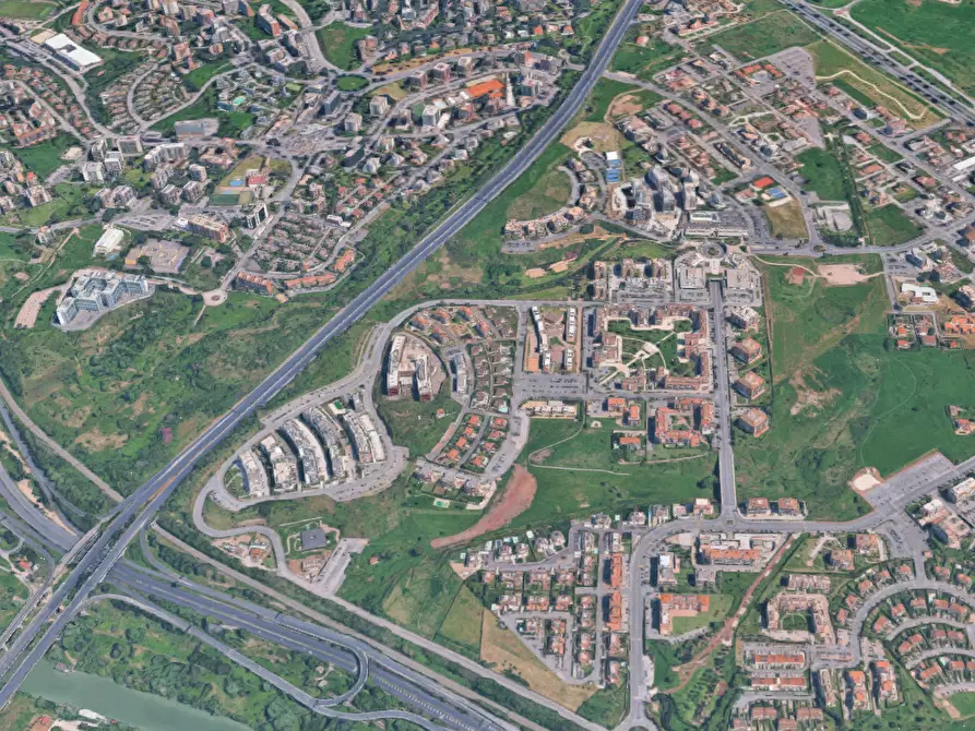 Immagine 11 di Garage in vendita  in Via A. Galleppini a Roma