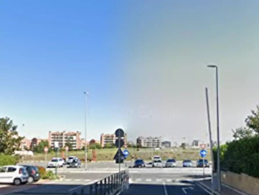 Immagine 2 di Posto auto in vendita  in Via F. Donatelli a Roma