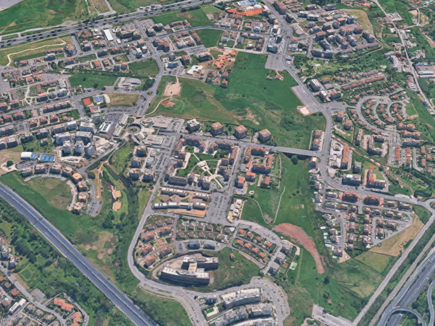 Immagine 7 di Posto auto in vendita  in Via R.Raviola a Roma