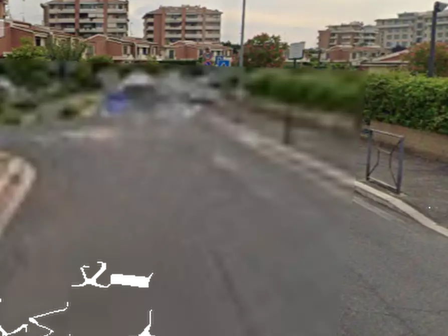 Immagine 11 di Garage in vendita  in Via G.Martina  a Roma