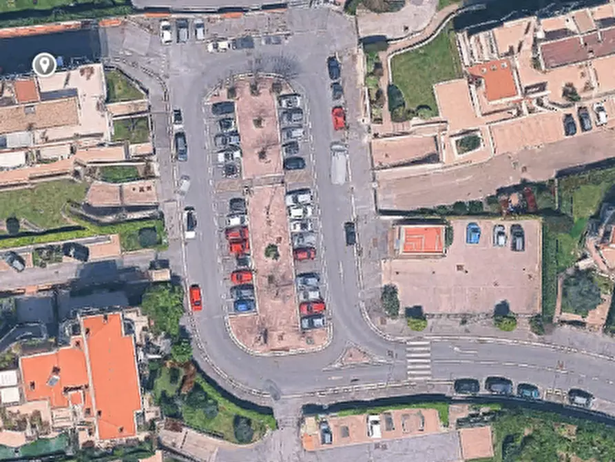 Immagine 18 di Garage in vendita  in Via G.Martina  a Roma