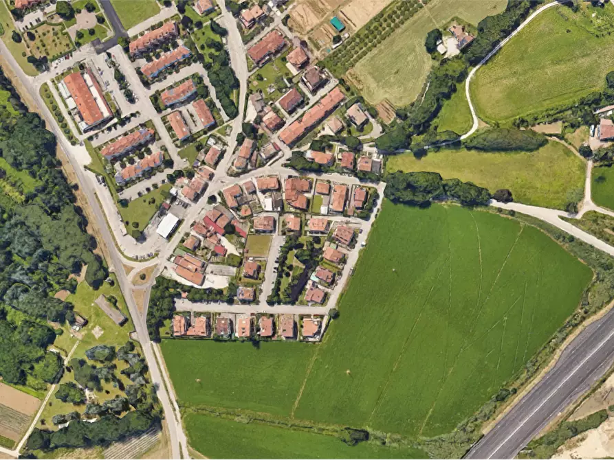 Immagine 8 di Garage in vendita  in Via del Castello a Fano