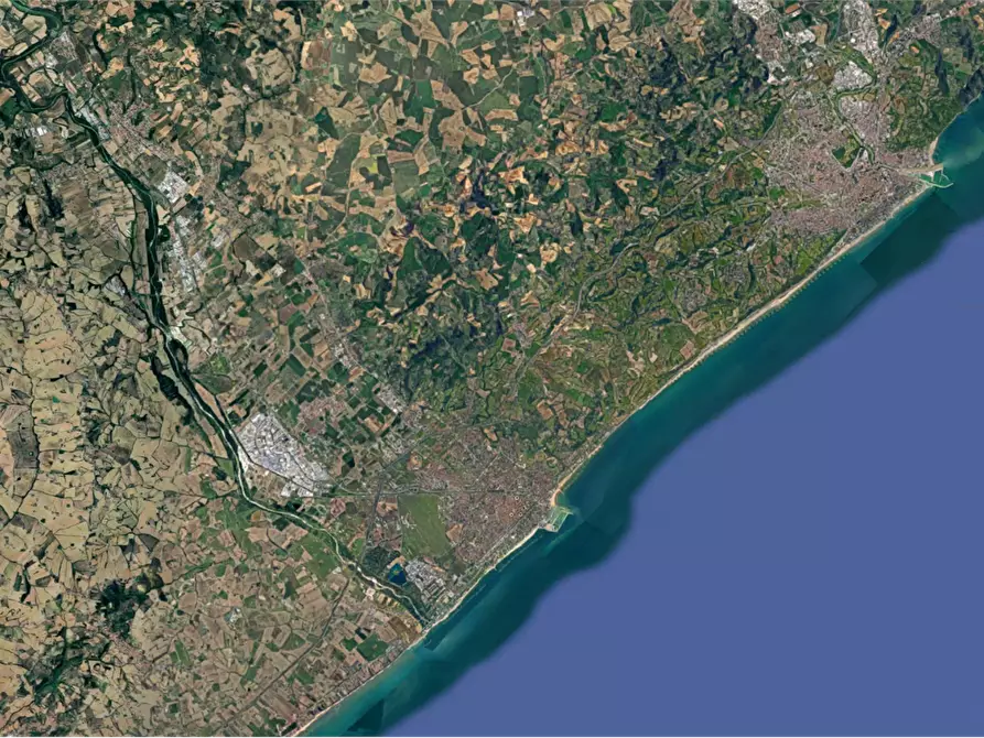 Immagine 11 di Garage in vendita  in Via del Castello a Fano