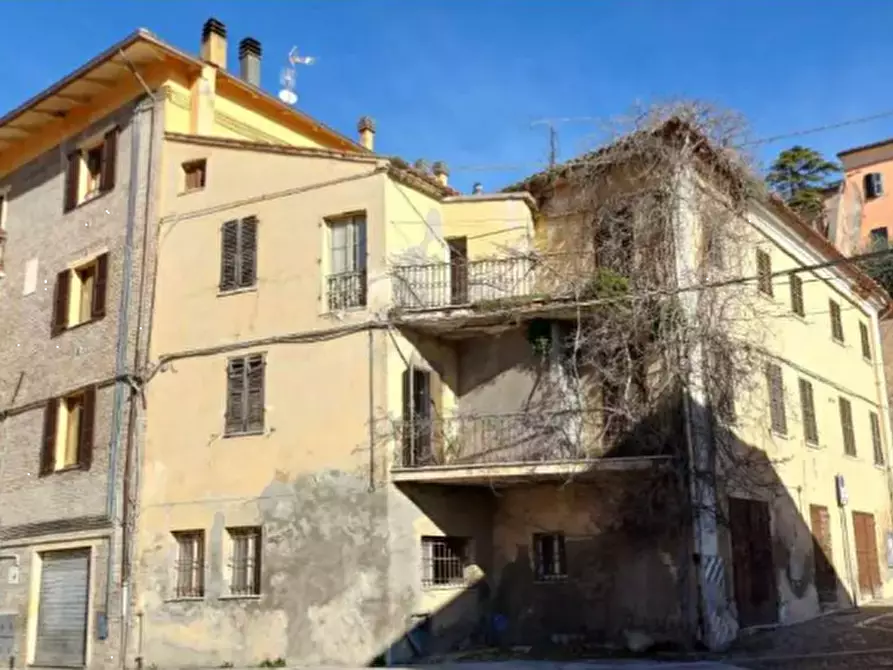 Immagine 3 di Stabile in vendita  in via Mazzini a Colli Al Metauro