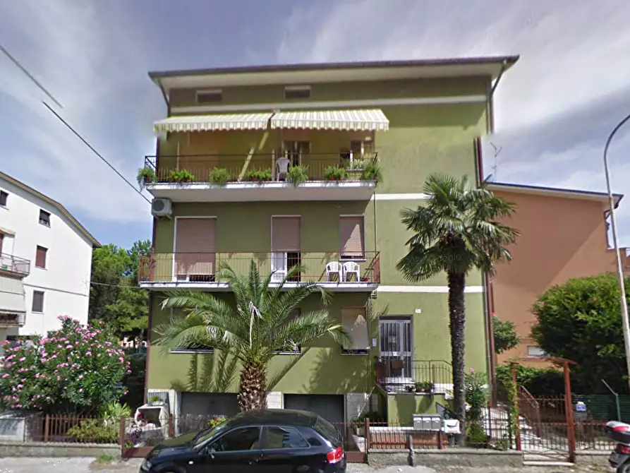 Immagine 1 di Appartamento in vendita  in Via Grazioli a Pesaro