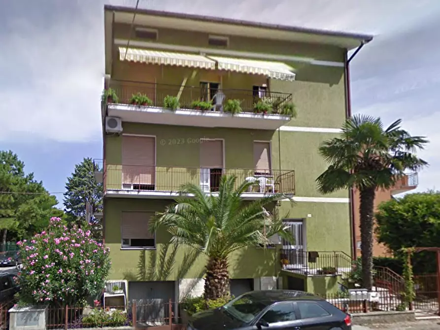 Immagine 2 di Appartamento in vendita  in Via Grazioli a Pesaro