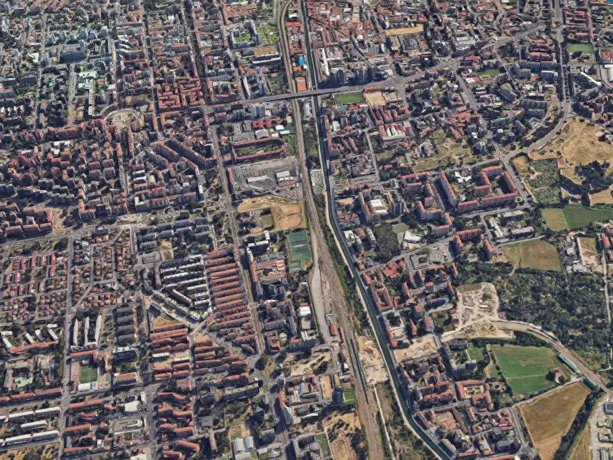 Immagine 8 di Garage in vendita  in Via Lodovico Il Moro a Milano