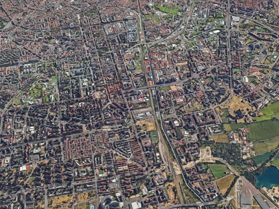 Immagine 10 di Garage in vendita  in Via Lodovico Il Moro a Milano