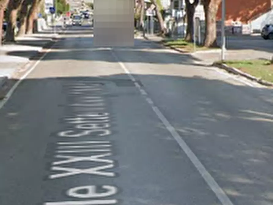 Immagine 4 di Magazzino in vendita  in Viale XXIII Settembre 1845 a Rimini