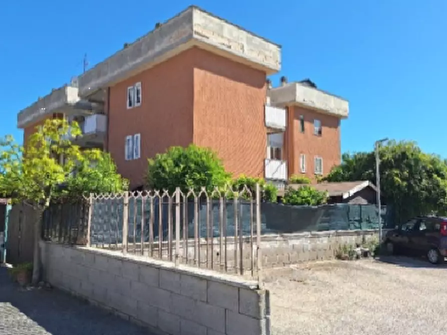 Immagine 5 di Appartamento in vendita  in Via Sicilia a Ardea