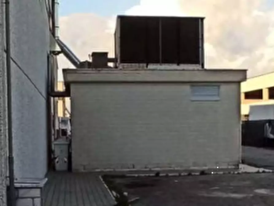 Immagine 3 di Capannone industriale in vendita  in Via Nettunense a Anzio