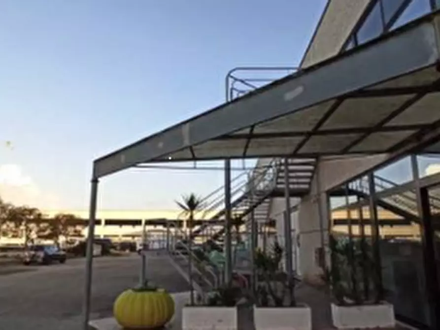 Immagine 5 di Capannone industriale in vendita  in Via Nettunense a Anzio