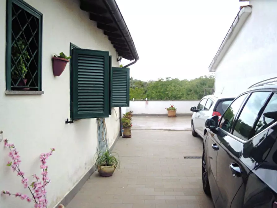 Immagine 1 di Casa indipendente in vendita  in Via Santa Eurosia  a Velletri