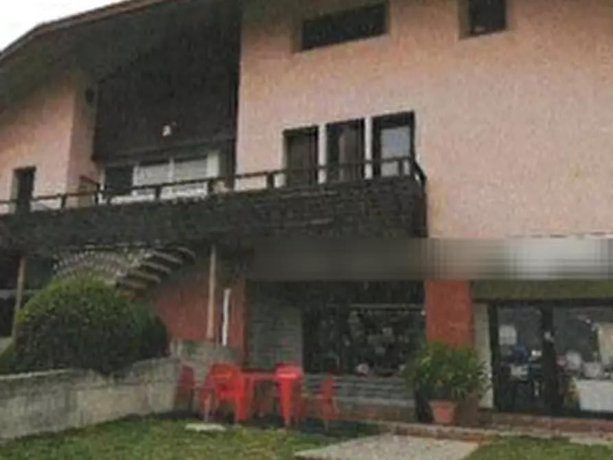 Immagine 1 di Ufficio in vendita  in Via Matteotti  a Sant'ambrogio Di Valpolicella