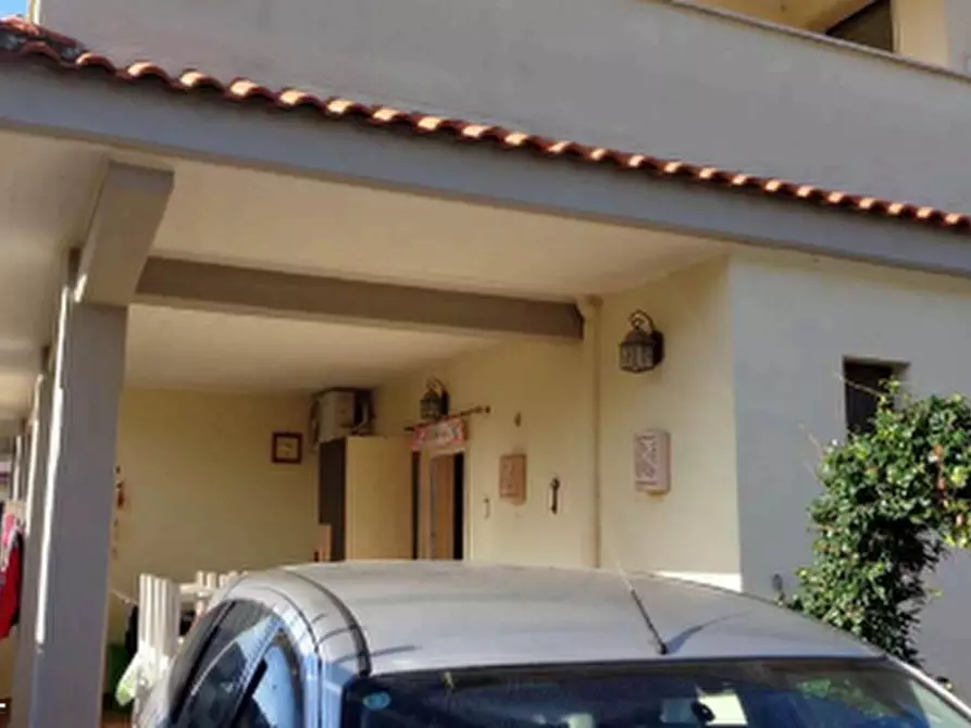 Immagine 4 di Appartamento in vendita  in Via Svezia a Pomezia