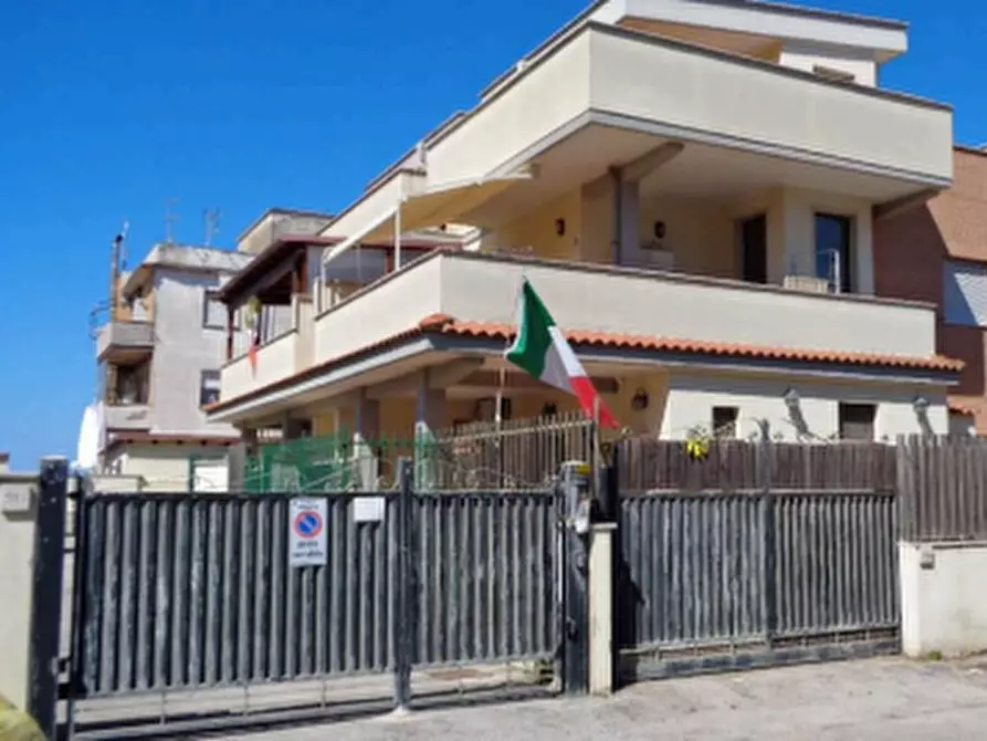 Immagine 6 di Appartamento in vendita  in Via Svezia a Pomezia