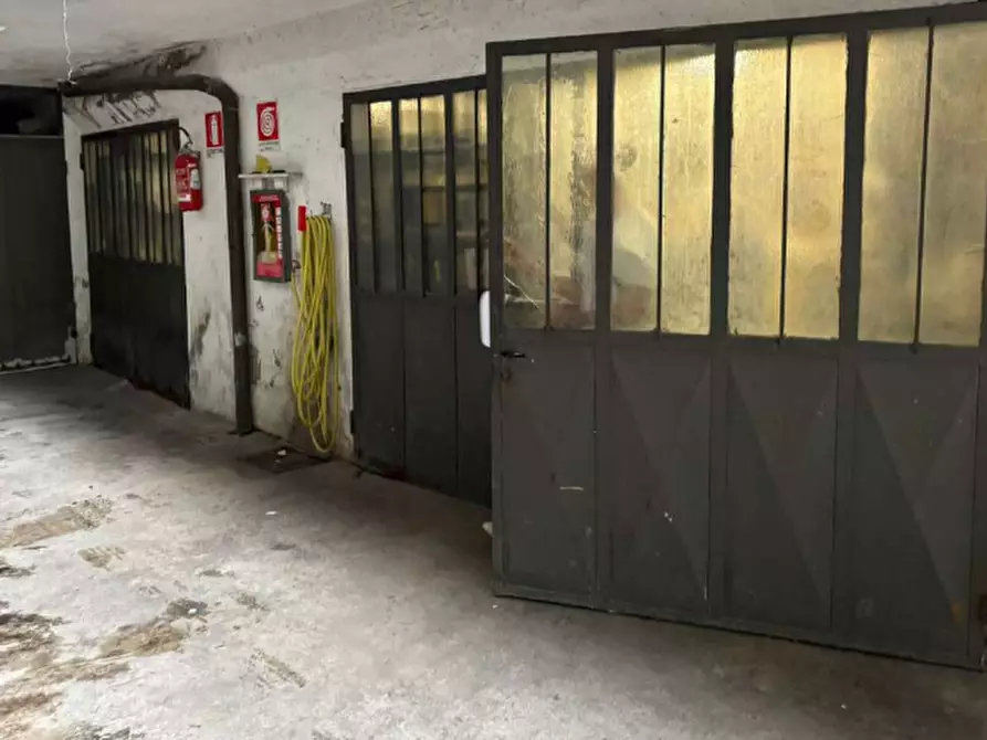 Immagine 2 di Magazzino in vendita  in Via Nazionale  a Seriate