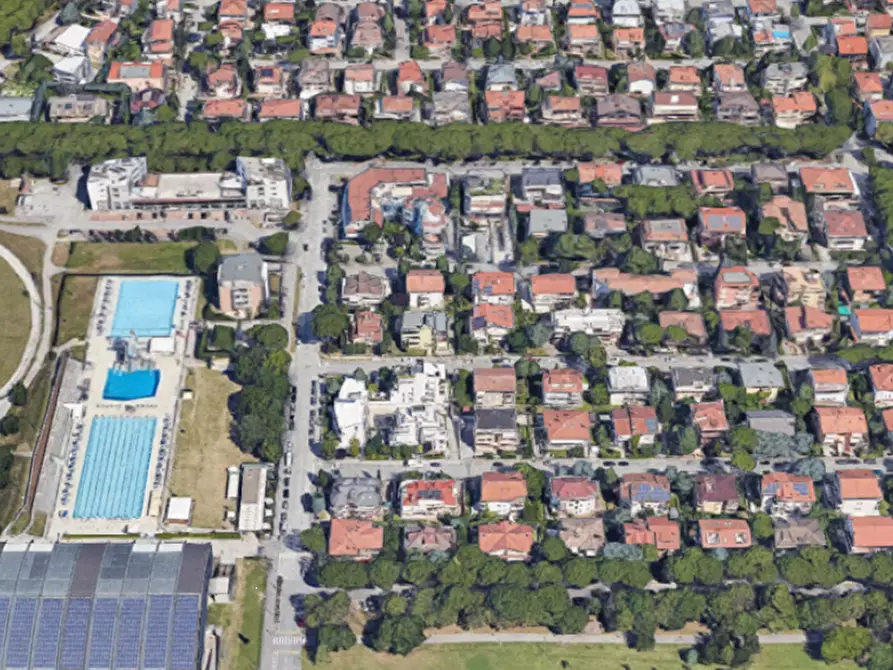 Immagine 5 di Posto auto in vendita  in Viale Monte Rosa  a Riccione