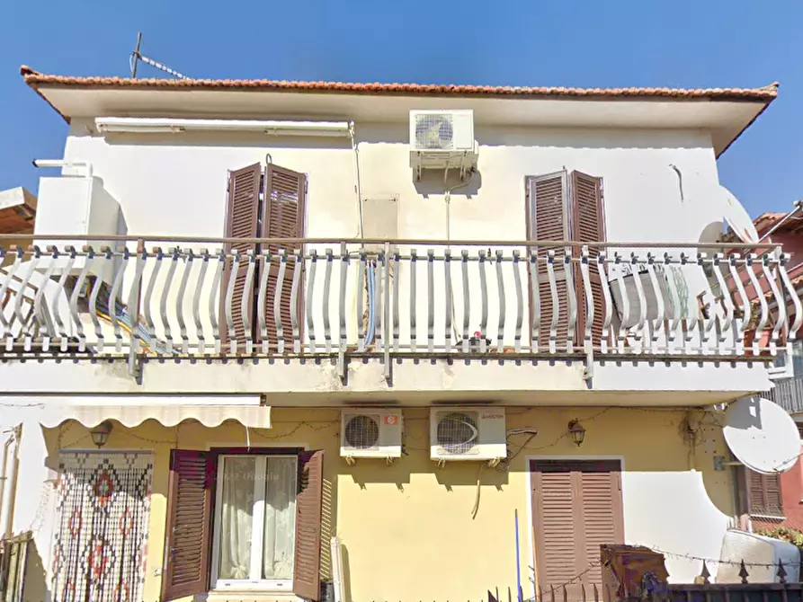 Immagine 5 di Appartamento in vendita  in Via Agostino Paris a Marino