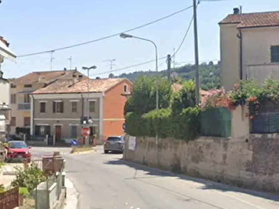 Immagine 8 di Garage in vendita  in Via del Castello a Fano