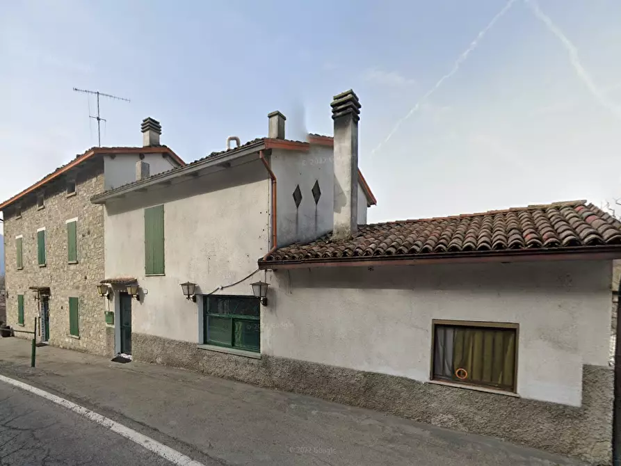 Immagine 4 di Casa indipendente in vendita  in Via Battilocchi a Calestano