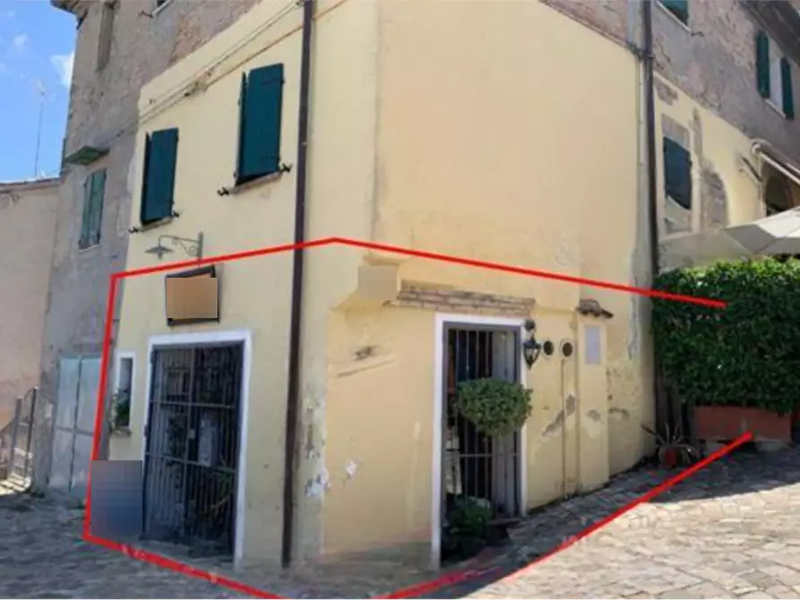 Immagine 1 di Negozio in vendita  in Via Foro Boario a Morciano Di Romagna