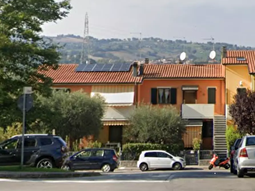 Immagine 10 di Appartamento in vendita  in Via Dante Alighieri  a Colli Al Metauro