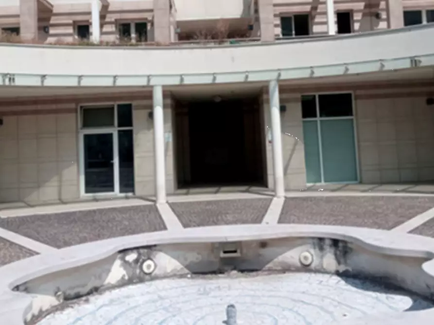 Immagine 5 di Negozio in vendita  in Via Fratelli Kennedy a San Leo