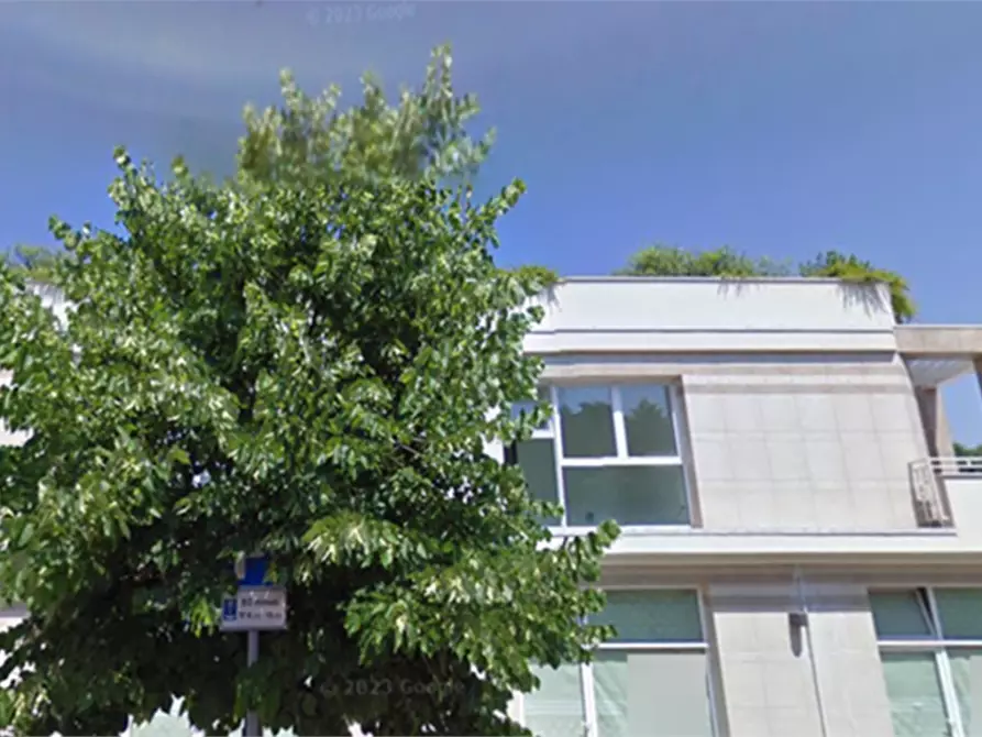 Immagine 8 di Negozio in vendita  in Via Fratelli Kennedy a San Leo