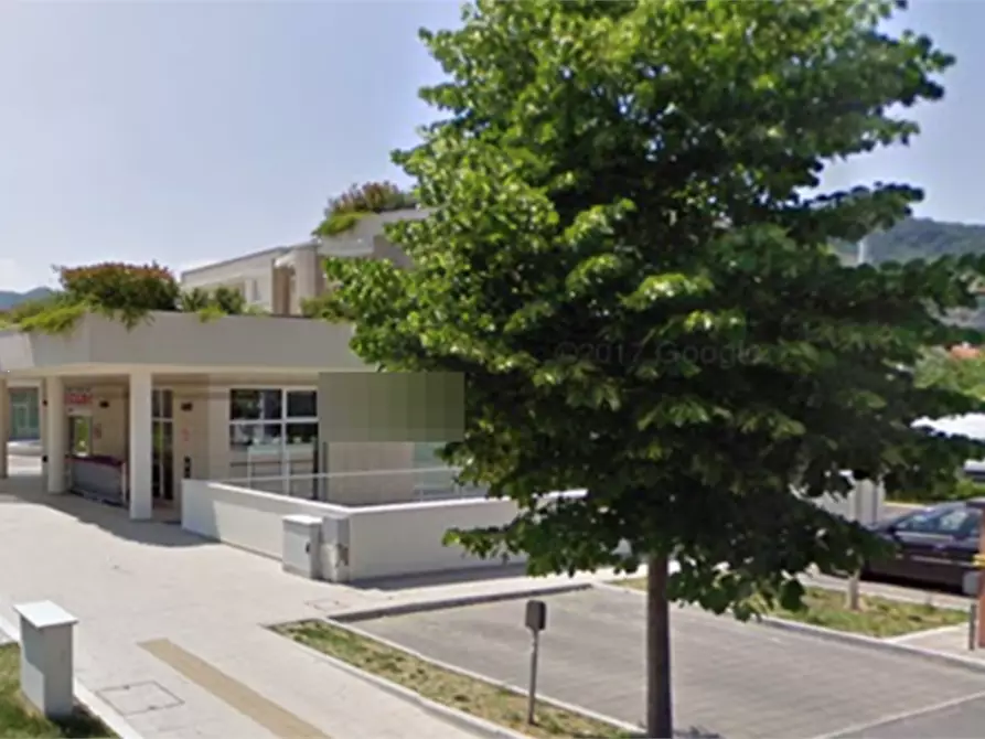 Immagine 14 di Negozio in vendita  in Via Fratelli Kennedy a San Leo