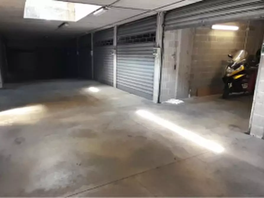 Immagine 9 di Appartamento in vendita  in Via Renato Martorelli a Torino