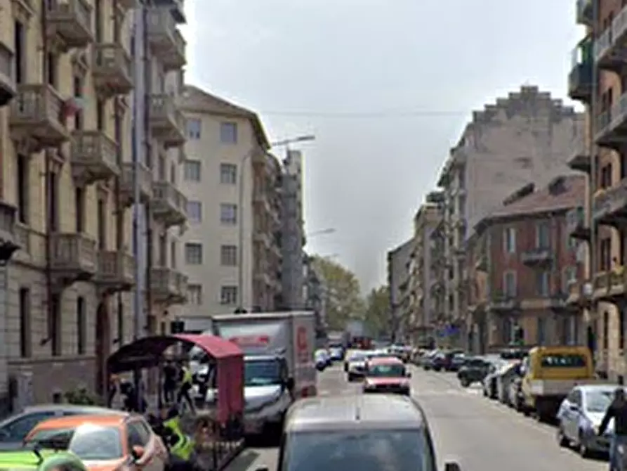Immagine 12 di Appartamento in vendita  in Via Renato Martorelli a Torino