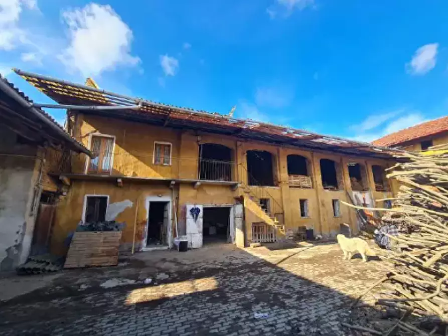 Immagine 1 di Rustico / casale in vendita  in Str. Coasso a Ciriè