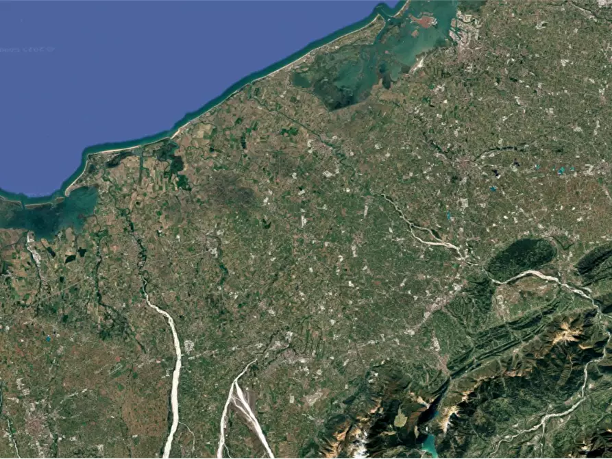 Immagine 25 di Villa in vendita  in Via Camillo Benso Conte di Cavour a Ceggia