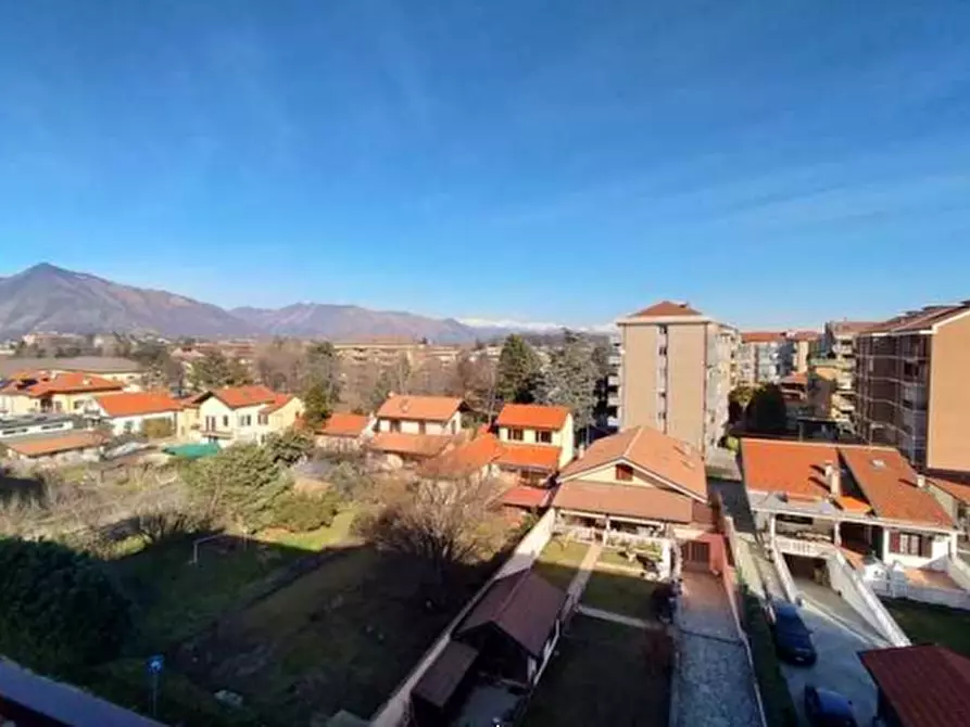 Immagine 6 di Appartamento in vendita  in Via Valfrè a Rivoli