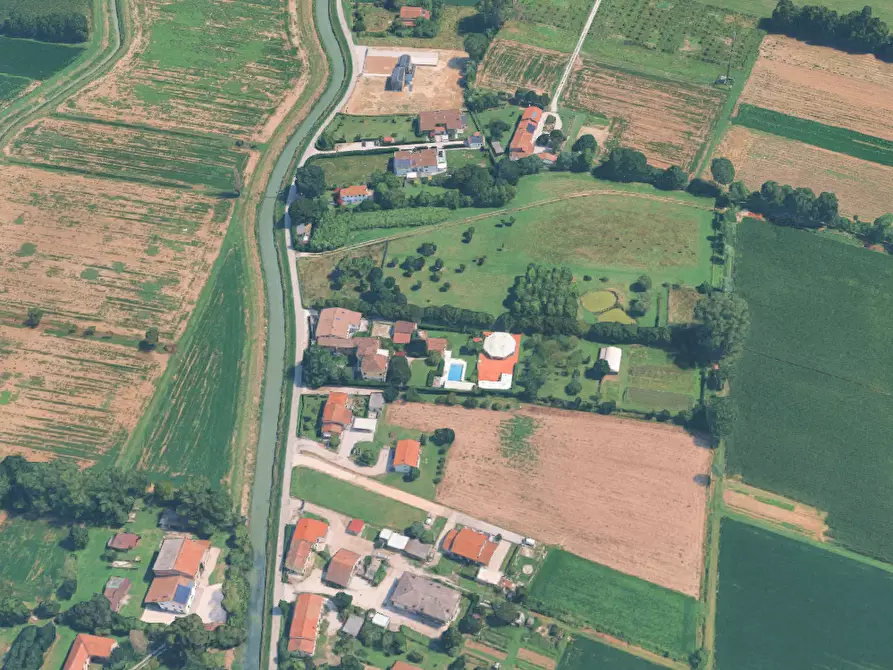 Immagine 11 di Negozio in vendita  in Via Muson a Santa Maria Di Sala