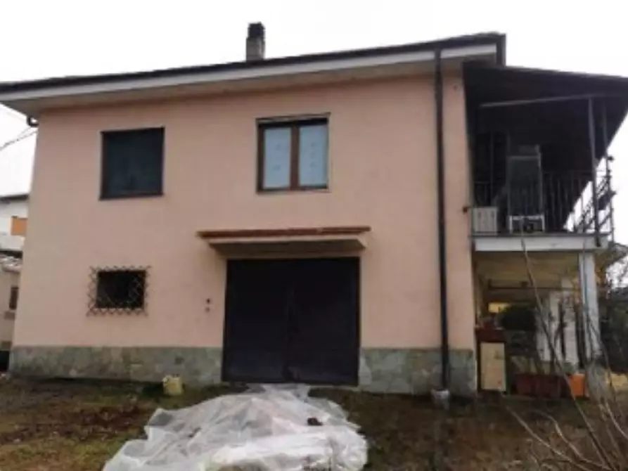 Immagine 2 di Villa in vendita  in Via San Rocco a Rivalba