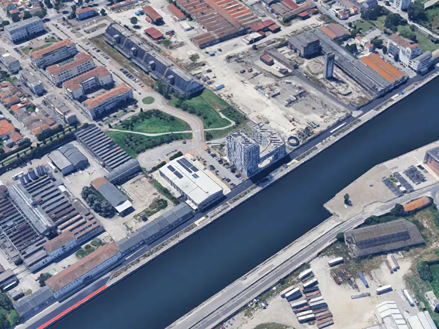 Immagine 16 di Appartamento in vendita  in Viale G. Bosi Maramotti a Ravenna