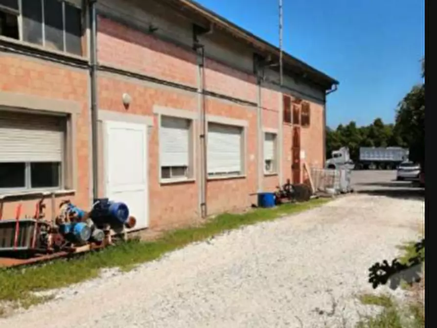 Immagine 2 di Capannone industriale in vendita  in via Sant'Andrea a Faenza