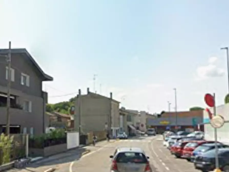 Immagine 7 di Ufficio in vendita  in Via Canalazzo a Ravenna