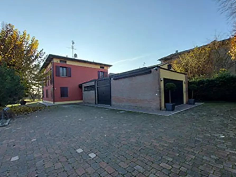 Immagine 12 di Casa bifamiliare in vendita  in Strada Barchetta a Modena