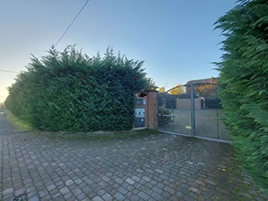 Immagine 14 di Casa bifamiliare in vendita  in Strada Barchetta a Modena