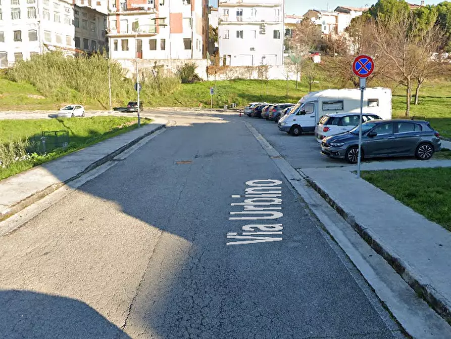 Immagine 9 di Appartamento in vendita  in Via Urbino a Monte Urano