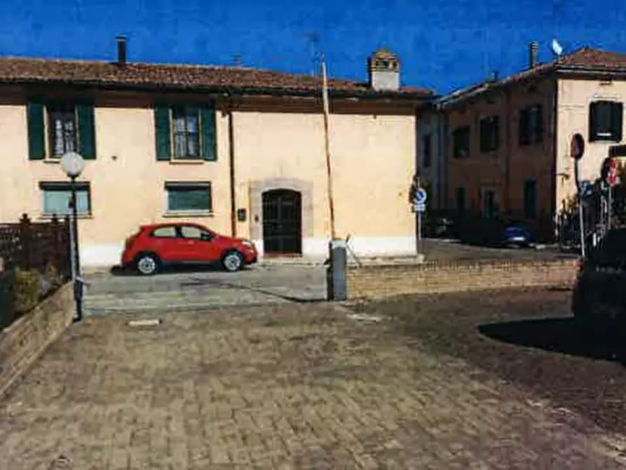 Immagine 1 di Posto auto in vendita  in via Gramsci a San Giorgio Di Piano